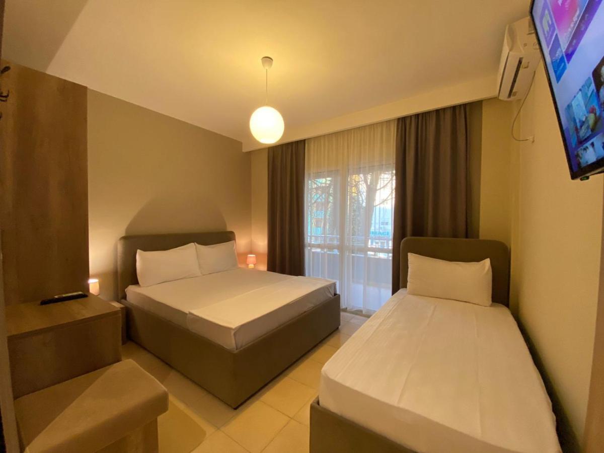 Rumar Hotel Durrës Exteriér fotografie