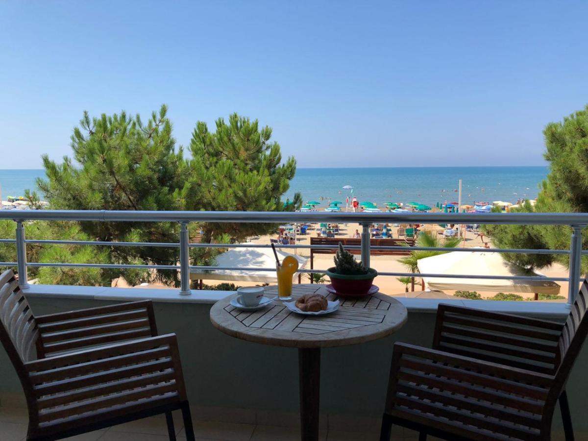 Rumar Hotel Durrës Exteriér fotografie