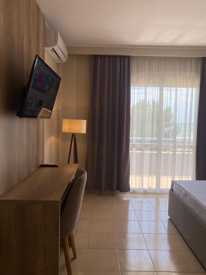 Rumar Hotel Durrës Exteriér fotografie