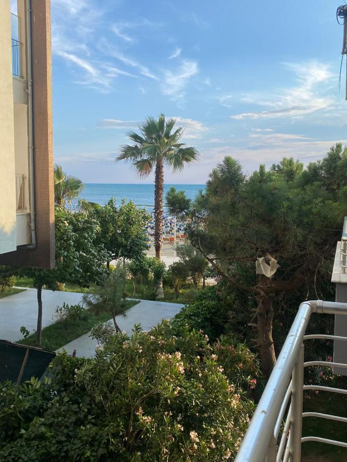 Rumar Hotel Durrës Exteriér fotografie